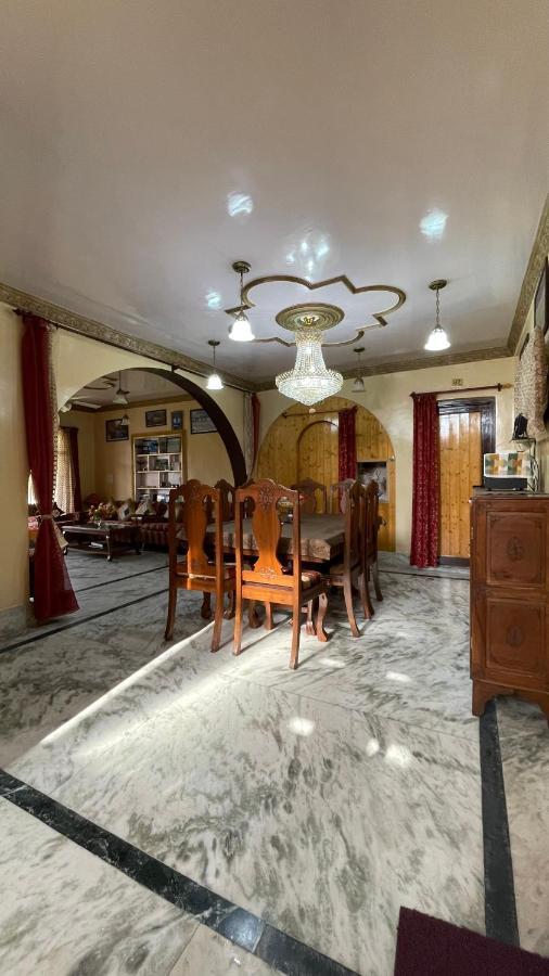 Dilaram Guest House Srīnagar Exteriér fotografie