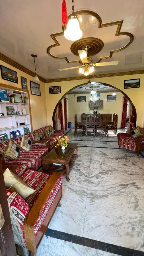 Dilaram Guest House Srīnagar Exteriér fotografie