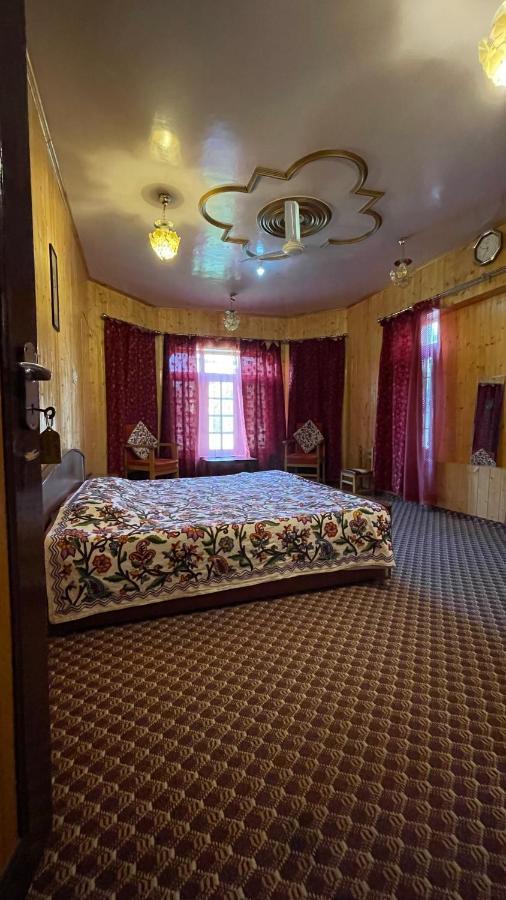 Dilaram Guest House Srīnagar Exteriér fotografie